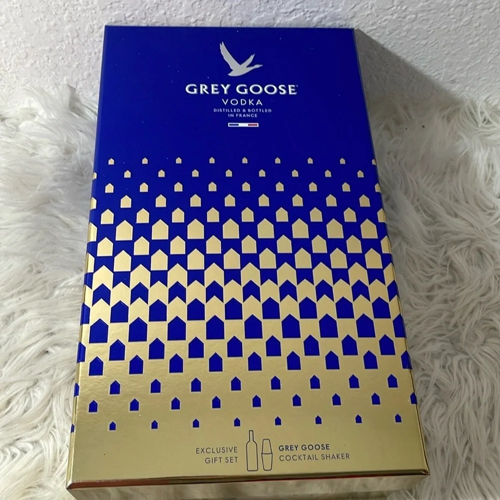 Grey Goose Cocktail Shaker Exclusive Gift Set